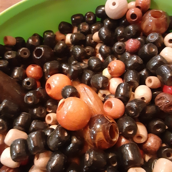 Vintage Wooden Macrame Beads HUGE LOT 5.7 lbs Mixed Boho Dreadlocks Crafting - Picture 6 of 7